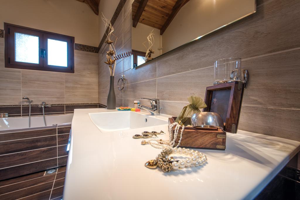 Astarte Villas - Kyveli Luxurious Private Villa Gaitani Szoba fotó